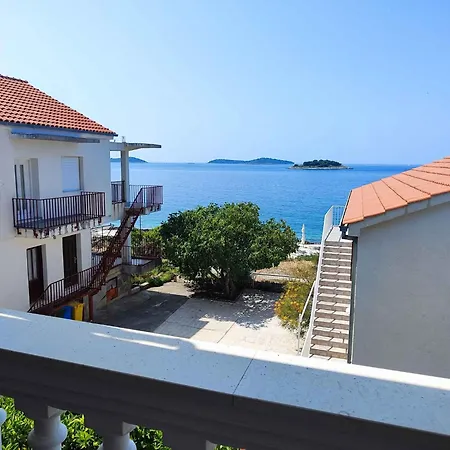 Apartman In - Sibenik Riviera 36452 Rogoznica (Sibenik-Knin)